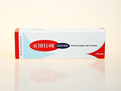 dentifricio emoform actifluor